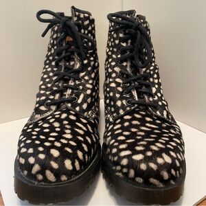 Dr. Martens 1460 Black Topos Pony Hair On Leather Boots Size 9 Women’s Black/Wht